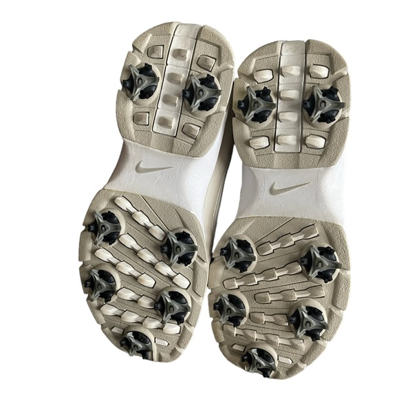 Nike Sport Performance Soft Spike Golf Shoes. Beige/White, Size 6 EUC!! - Picture 3 of 10